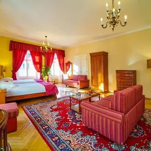 Otel Josephine Old Town Square - Czech Leading
