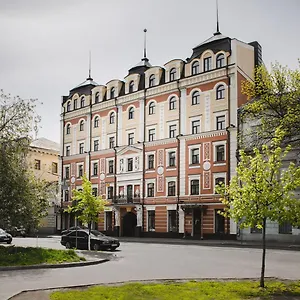 Optima Collection Podil Plaza Otel