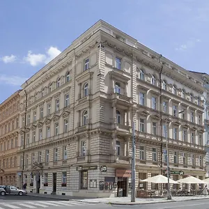3* Szálloda Atos