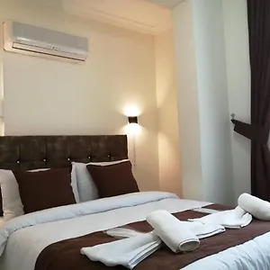 Dos Hermanos Otel